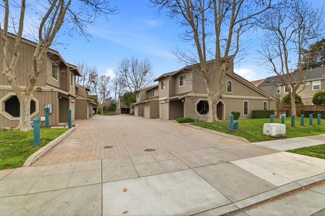 2051 Delbarr Court, San Jose, CA 95125