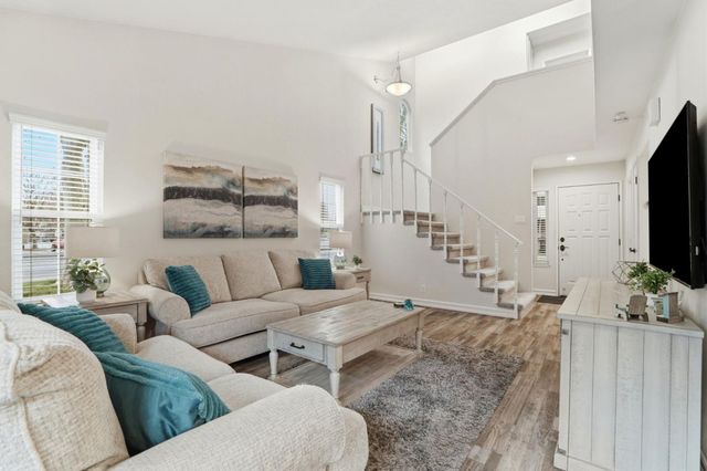 2051 Delbarr Court, San Jose, CA 95125