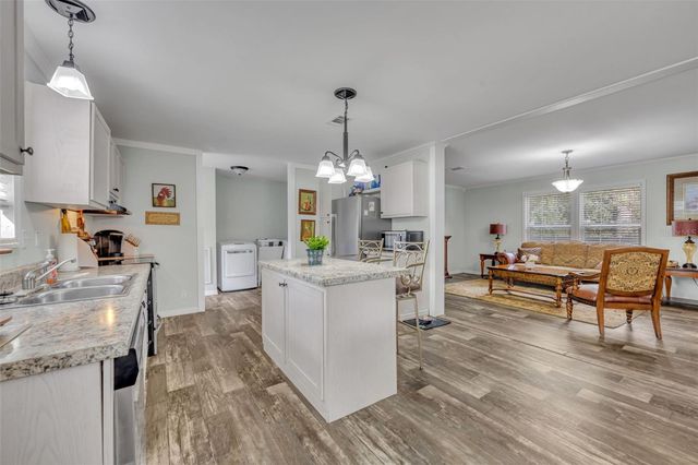 24751 SE HIGHWAY 450, Umatilla, FL 32784