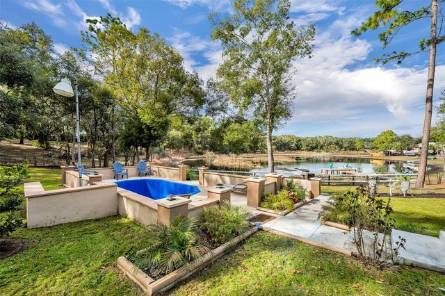 24751 SE HIGHWAY 450, Umatilla, FL 32784