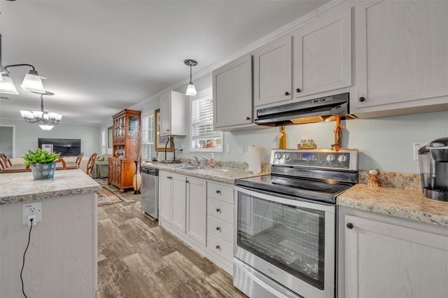 24751 SE HIGHWAY 450, Umatilla, FL 32784