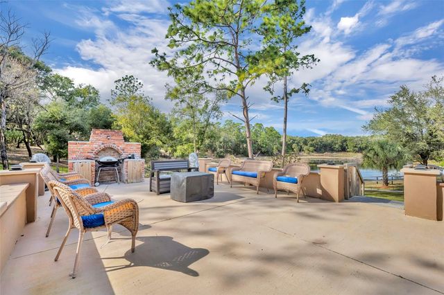 24751 SE HIGHWAY 450, Umatilla, FL 32784