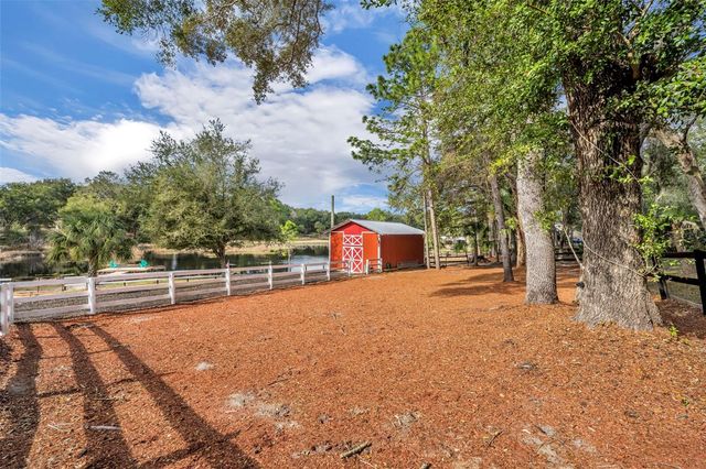 24751 SE HIGHWAY 450, Umatilla, FL 32784