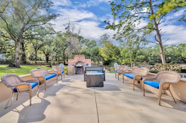 24751 SE HIGHWAY 450, Umatilla, FL 32784