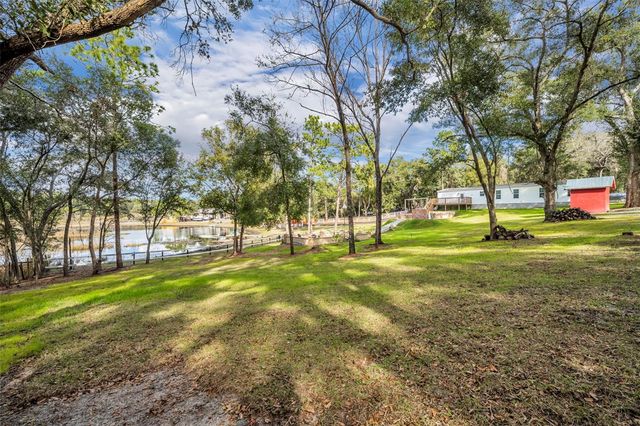 24751 SE HIGHWAY 450, Umatilla, FL 32784