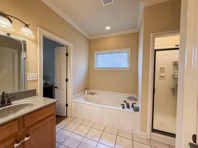 370 RUNNING BROOK LN, Oakland, TN 38060