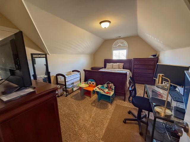 370 RUNNING BROOK LN, Oakland, TN 38060