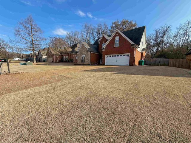 370 RUNNING BROOK LN, Oakland, TN 38060