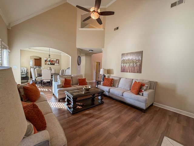 370 RUNNING BROOK LN, Oakland, TN 38060