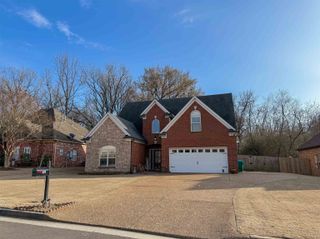 370 RUNNING BROOK LN, Oakland, TN 38060