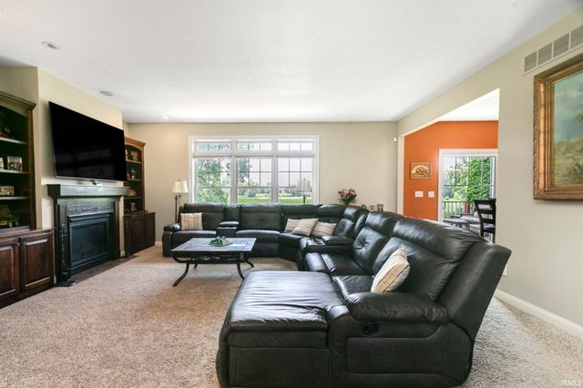 16292 Norwood Lane, Goshen, IN 46526