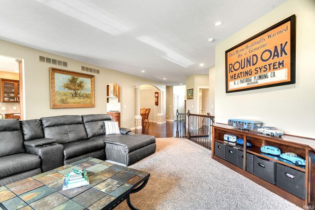 16292 Norwood Lane, Goshen, IN 46526