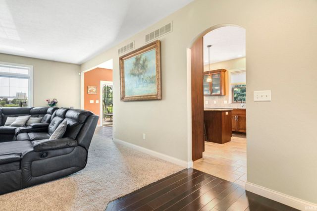 16292 Norwood Lane, Goshen, IN 46526