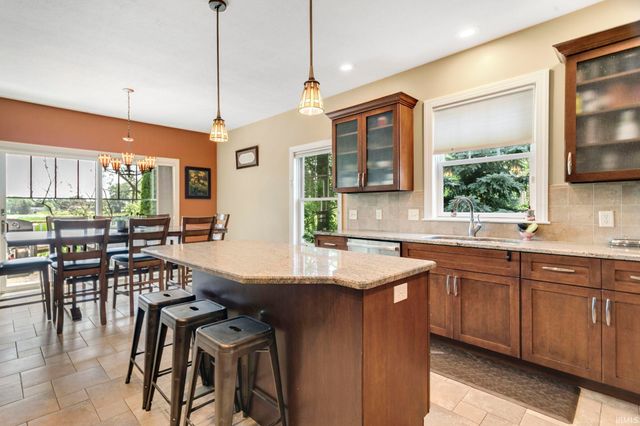 16292 Norwood Lane, Goshen, IN 46526