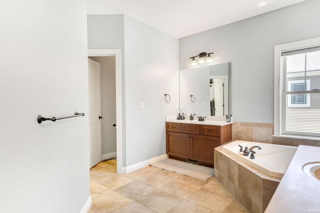 16292 Norwood Lane, Goshen, IN 46526