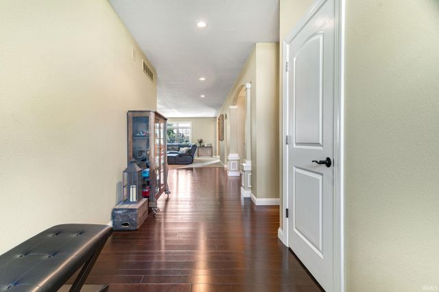 16292 Norwood Lane, Goshen, IN 46526