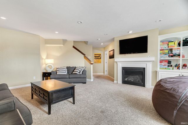 16292 Norwood Lane, Goshen, IN 46526