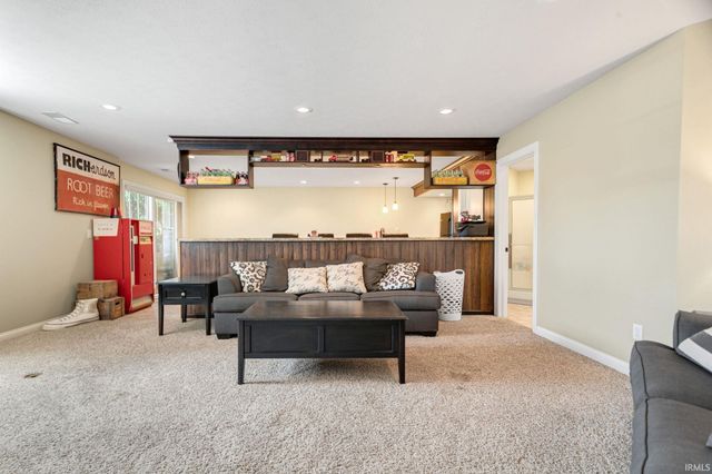 16292 Norwood Lane, Goshen, IN 46526