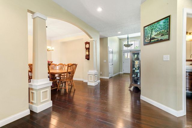16292 Norwood Lane, Goshen, IN 46526