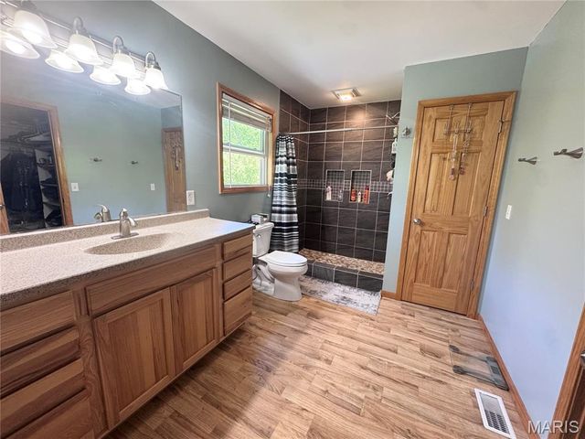 14168 Turkey Run Court, New London, MO 63459
