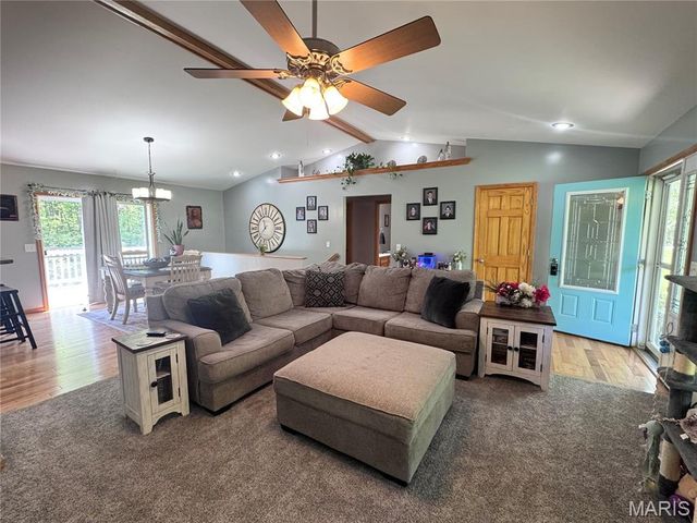 14168 Turkey Run Court, New London, MO 63459