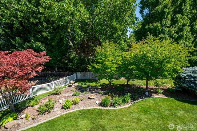 2013 Linville Dr, Wenatchee, WA 98801