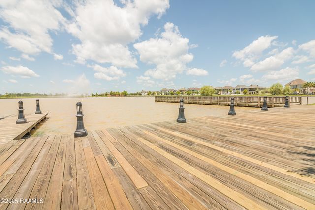104 Harbourside Drive, Youngsville, LA 70592