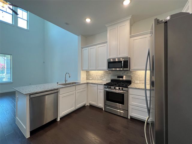 6573 Iron Horse Boulevard, North Richland Hills, TX 76180