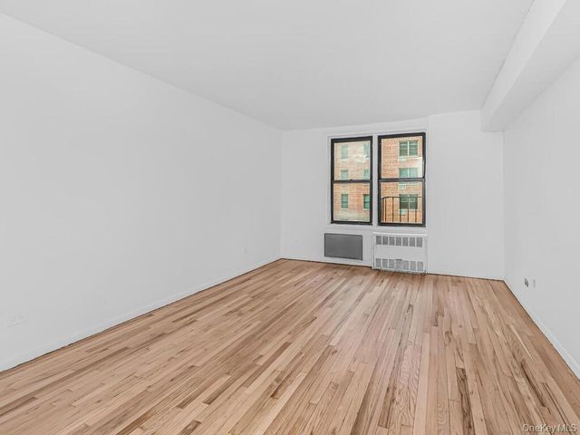 2165 Matthews Avenue 4A, Bronx, NY 10462