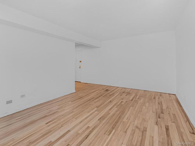 2165 Matthews Avenue 4A, Bronx, NY 10462