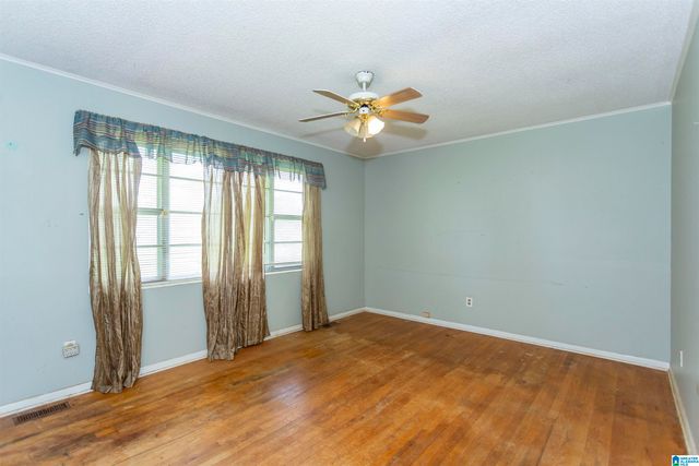2801 CLYBURNE STREET, Hueytown, AL 35023