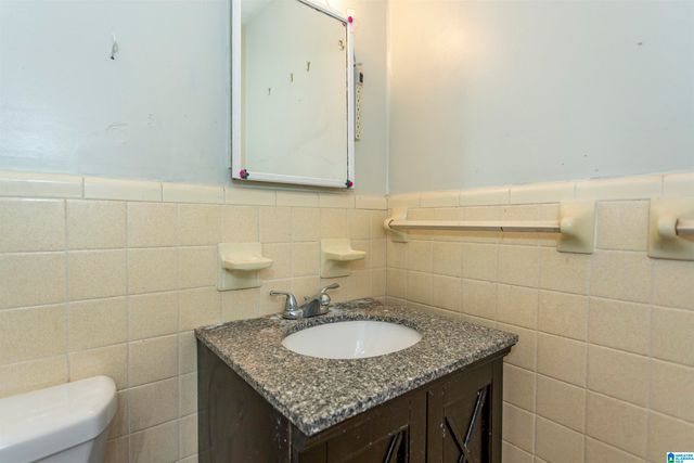 2801 CLYBURNE STREET, Hueytown, AL 35023