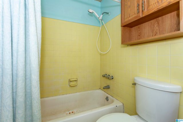 2801 CLYBURNE STREET, Hueytown, AL 35023