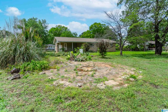 2801 CLYBURNE STREET, Hueytown, AL 35023