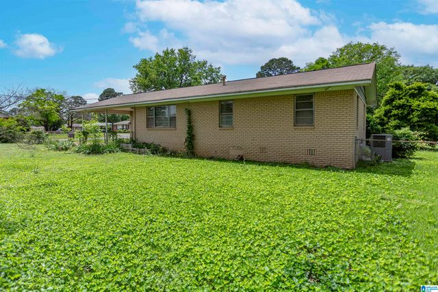 2801 CLYBURNE STREET, Hueytown, AL 35023
