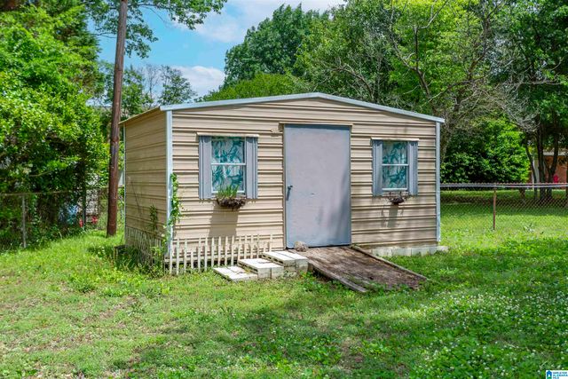 2801 CLYBURNE STREET, Hueytown, AL 35023
