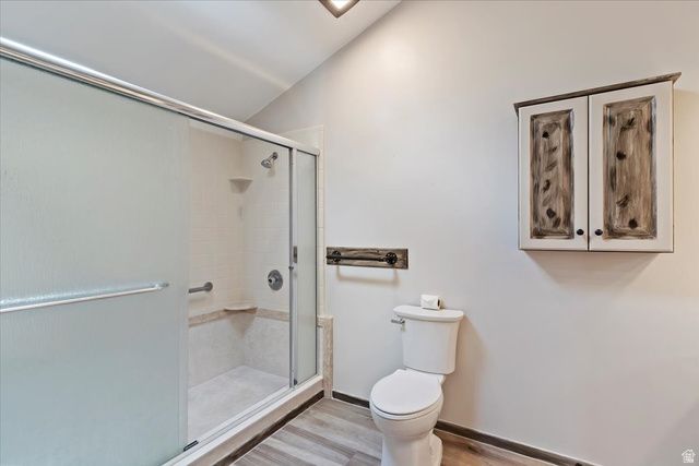 69 WHITE BARN DR, Pleasant View, UT 84414