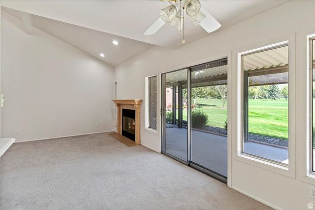 69 WHITE BARN DR, Pleasant View, UT 84414