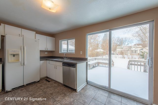 208 W Indian Street, Midland, MI 48640