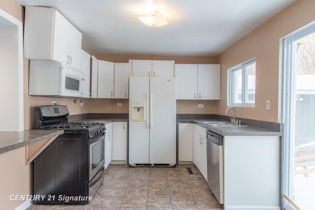 208 W Indian Street, Midland, MI 48640