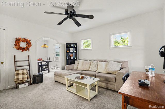 51 W Harry Avenue, Hazel Park, MI 48030