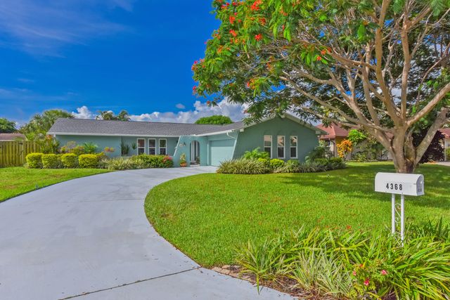 4368 Hawthorn Avenue, Palm Beach Gardens, FL 33410