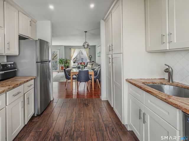 94 Liberty Street 12, Stamford, CT 06902