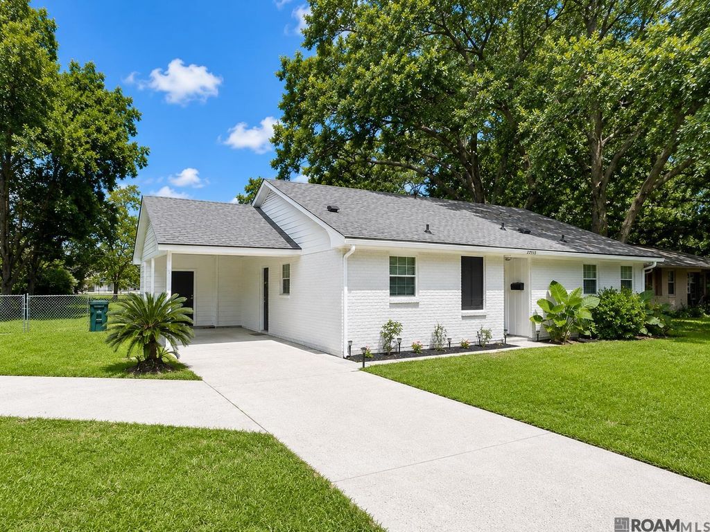 9753 Mollylea Dr, Baton Rouge, LA 70815