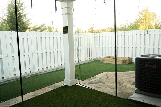 1963 Shetley Creek Drive, Norcross, GA 30071