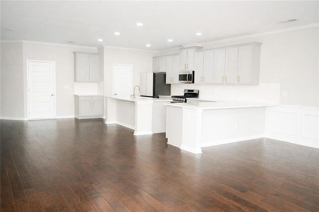 1963 Shetley Creek Drive, Norcross, GA 30071