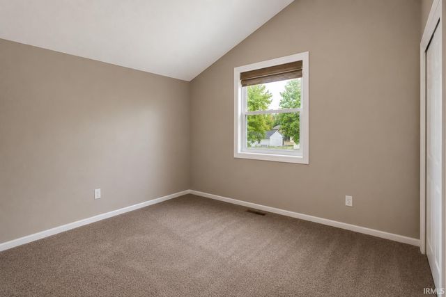 1931 Sovereign Drive, Fort Wayne, IN 46815