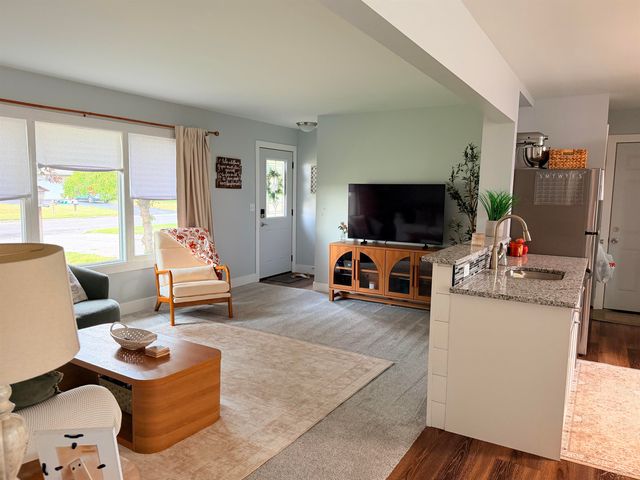 9949 Kessler Drive, Saginaw, MI 48609