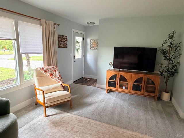 9949 Kessler Drive, Saginaw, MI 48609