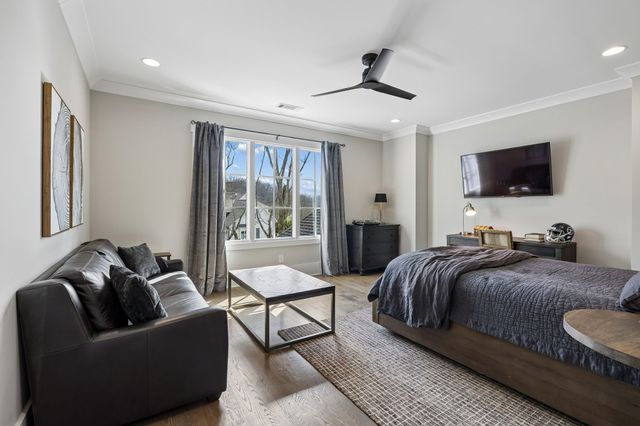 6453 Penrose Dr, Brentwood, TN 37027